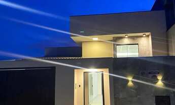 Imagem: Casa lindérrima, lote inteiro !