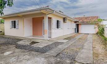 Imagem 2: Campeche Casa com 4 dormitórios