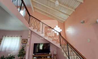 Imagem: Casa espaçosa em Santo Antônio De Lisboa