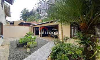 Imagem 5: Sobrado em Rua Zezé Moreira - Floresta - Joinville/SC