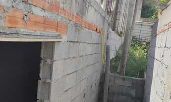 Imagem 6: Terreno 5x 12 já com um cômodo