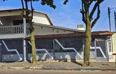 Imagem: Sobrado para aluguel com 200 metros quadrados