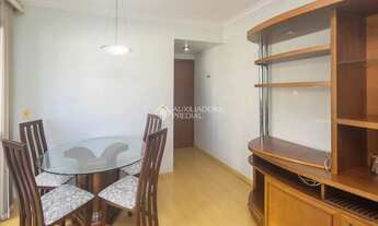 Imagem 4: Imóvel para aluguel tem 71 metros quadrados com 2 quartos em Menino Deus - Porto Alegre