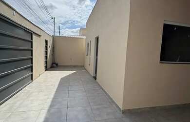 Imagem 4: Casa para Venda em Montes Claros, Carmelo, 3 dormitórios, 1 banheiro, 2 vagas