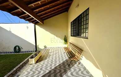 Imagem 2: Casa 3 dormitórios para vender ou alugar Recanto Azul Botucatu/SP