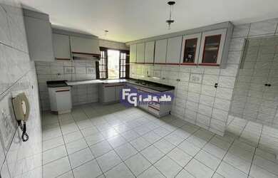 Imagem 4: Casa com 2 dormitórios à venda, 210 m² por R$ 421.000,00 - Xaxim - Curitiba/PR