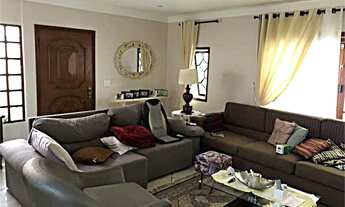 Imagem: Casa térrea ao lado da Rua Augusto Tolle