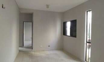 Imagem: Quarto com banheiro disponível para meninas