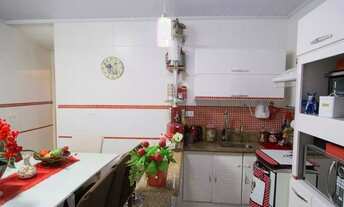 Imagem: Sobrado para venda tem 300 metros quadrados