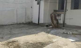 Imagem 4: Casa com 2 barracões