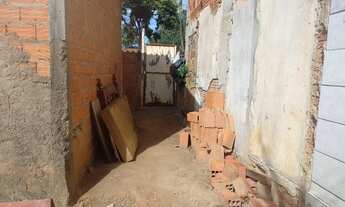 Imagem 5: Casa terreno Casa com 1 dormitório