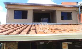 Imagem 2: Sobrado no xaxim a venda