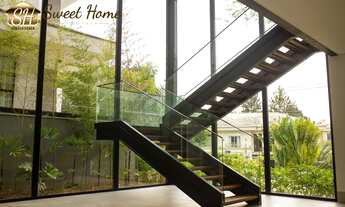 Imagem 7: Belíssima casa recém construída, rica em detalhes, iluminação natural !!!!