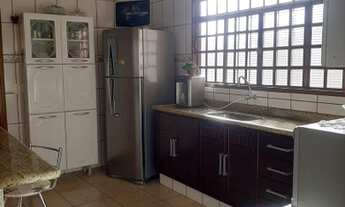 Imagem 6: Casa com piscina - terreno 12m x 40m