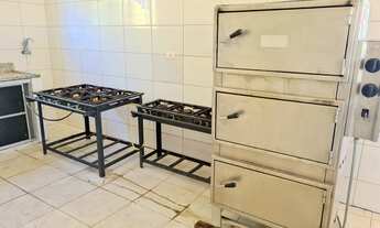 Imagem 2: Ponto comercial/Loja/Box para venda possui 1000 metros quadrados com 1 quarto