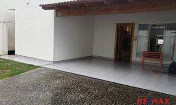 Imagem 2: Casa com 4 suítes à venda, 207 m² por R$ 850.000 - Cidade Jardim - Uberlândia/MG