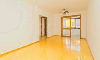 Imagem 5: Ótimo apartamento de 2 dormitórios, sacada, churrasqueira e 1 vaga de garagem no bairro Me