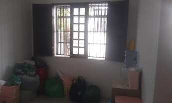 Imagem 4: Casa para venda possui 360 metros quadrados com 4 quartos em Monte Castelo - Fortaleza - C