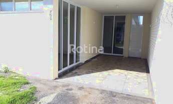 Imagem 2: Casa para aluguel, 4 quartos, 2 suítes, 1 vaga, Brasil - Uberlândia/MG