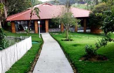 Imagem 3: Fazenda/sítios/chácaras com 4 dormitórios à venda em Santa Teresa