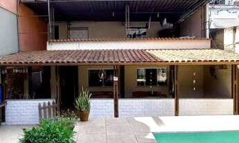 Imagem: Casa 2 andares com piscina