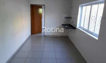 Imagem 6: Casa para aluguel, 4 quartos, 2 suítes, 1 vaga, Brasil - Uberlândia/MG