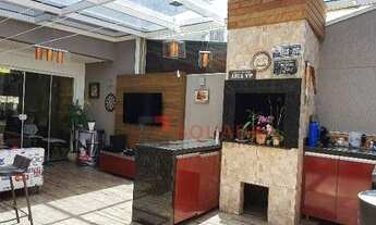 Imagem: Sobrado tríplex Atuba Curitiba