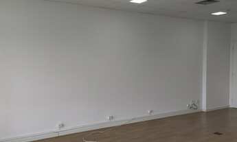 Imagem 5: Sala comercial mobiliada para locação em Alphaville com infraestrutura pronta para ocupaçã