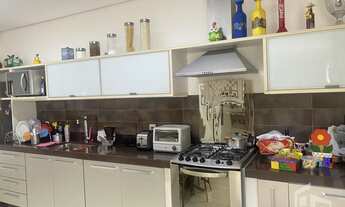 Imagem 2: Casa para Venda em Bauru, JARDIM COLONIAL, 2 dormitórios, 2 suítes, 3 banheiros, 2 vagas