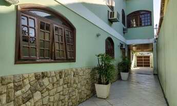 Imagem 4: Casa com 5 quartos, piscina e área gourmet