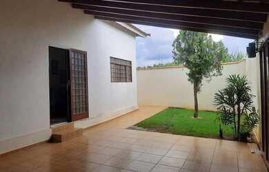 Imagem 4: Casa com piscina - terreno 12m x 40m