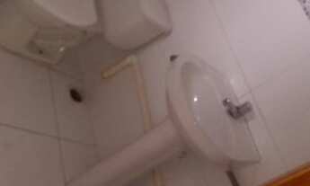 Imagem 2: Loja no umbara Galpão / depósito com aluguel por R$700 /mês