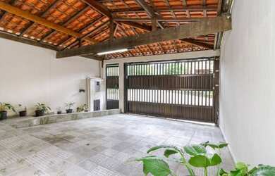 Imagem 2: Casa para venda com 150 metros quadrados com 2 quartos