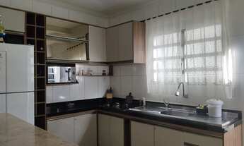 Imagem 6: Casa com piscina no Jabotiona