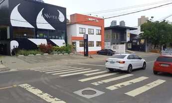 Imagem 6: Casa para aluguel com 400 metros quadrados com 6 quartos em Caminho das Árvores - Salvador