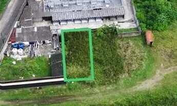 Imagem: Terreno na praia