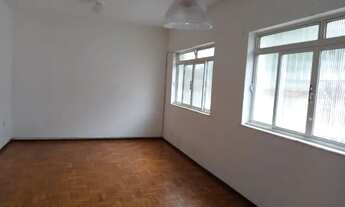 Imagem 3: LC142 - Casa com quadro dormitórios em excelente local