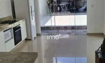 Imagem 2: Casa com 2 Dormitórios à Venda, 180 m² por R$ 690.000 - Parque das Colinas - Valinhos/SP