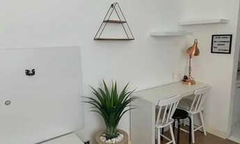 Imagem 3: Leblon - Rua Ataulfo de Paiva - 40m² - 1 quarto - 1 banheiro com box blindex - andar alto