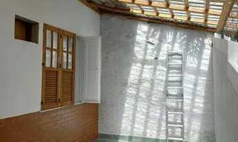 Imagem 2: Apartamento de 2 quartos com varanda