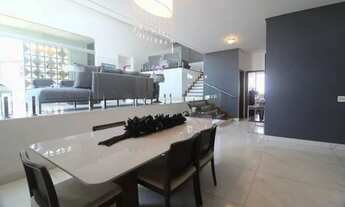 Imagem 2: Casa de Condomínio com 4 dormitórios à venda em Nova Lima