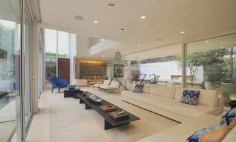 Imagem 3: Casa de condomínio sobrado para venda tem 482 metros quadrados com 4 quartos