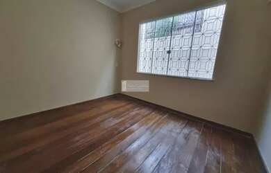 Imagem 5: ALUGUEL de CASA 5 Qtos, 1 Suíte 150m² - Vista Alegre