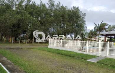 Imagem 7: Excelente Casa de Esquina com Piscina