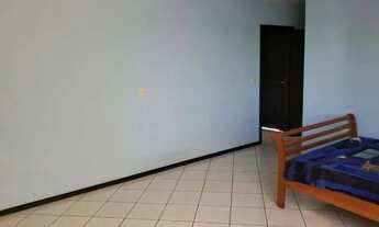 Imagem 2: Sobrado para venda com 215 metros quadrados com 3 quartos