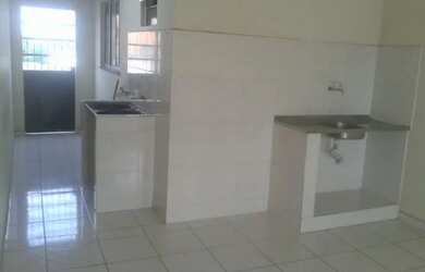 Imagem 3: Vendo Sobrado Conjunto Colina Aleixo - Quitado Documentado Financia