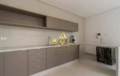 Imagem 4: Maravilhosa Casa à Venda com 5 Suítes - Confira!