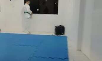 Imagem 3: Vendo ou alugo sala comercial em Itapuã, R$ 1.700,00 incluso taxas de condomínio e IPTU!!!