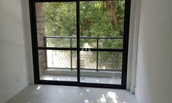 Imagem 2: Excelente Apartamento Composto:Sala Ampla,03 Quartos,01 Suíte,03 Banheiros, 01 Vaga na Esc