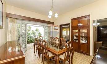 Imagem 4: Casa de esquina à venda com 3 dormitórios no bairro Bacacheri - Curitiba PR